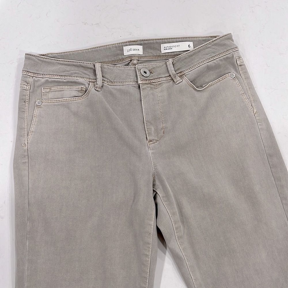 J. Jill slim ankle light beige color‎ denim women’s size 6